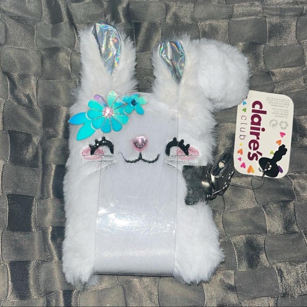 Claire's✨🩵🐰White and Silver Bunny Journal
